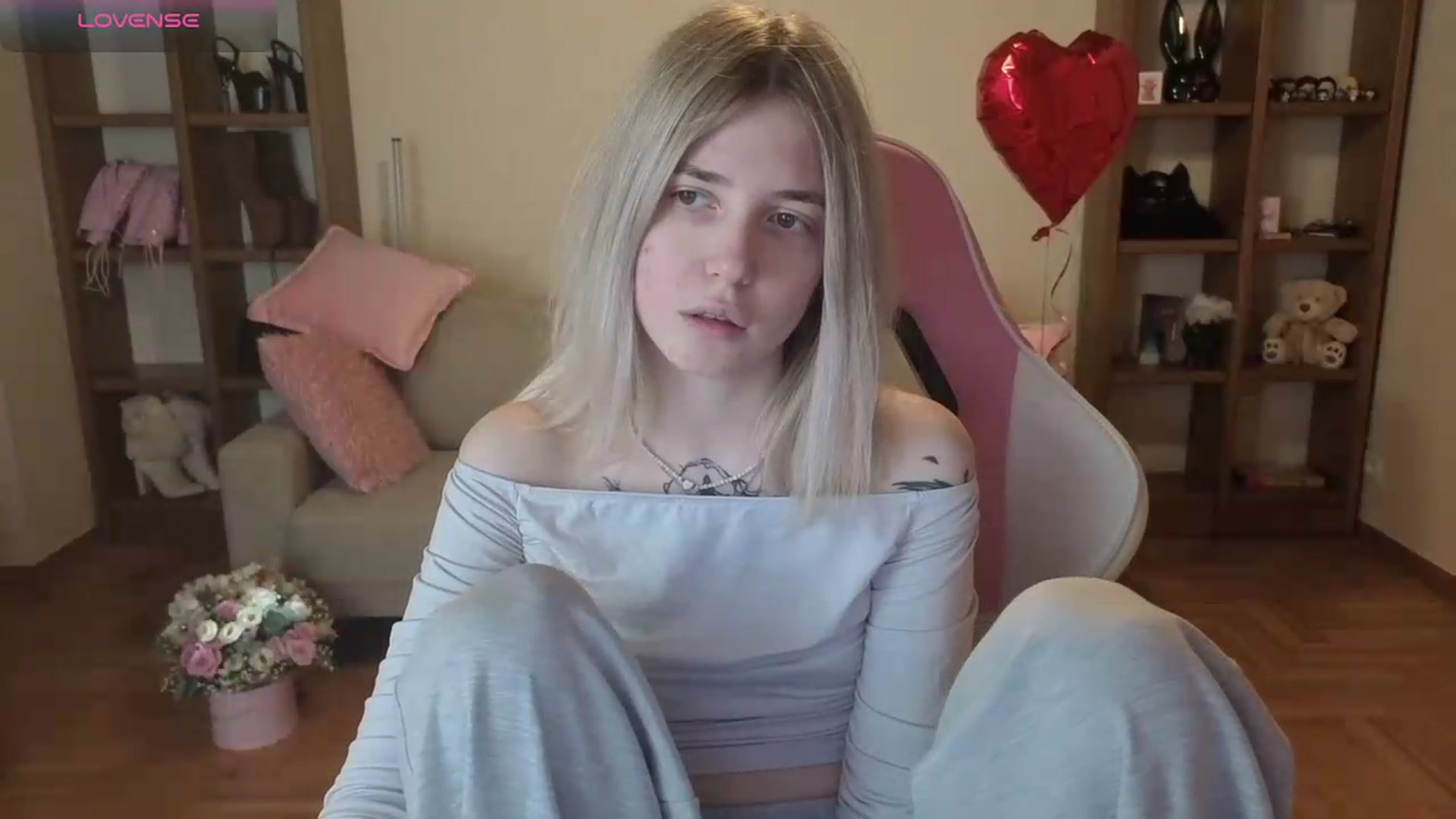 Gallery image thumbnail from Serphelia's myfreecams stream on, 06/15/2026, 18:40 image 2 of 20