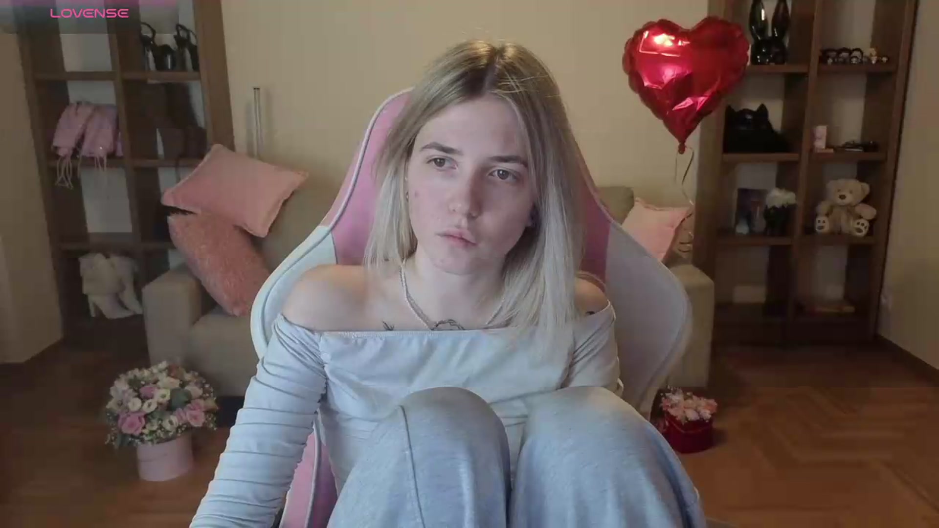 Gallery image thumbnail from Serphelia's myfreecams stream on, 06/15/2026, 18:40 image 20 of 20