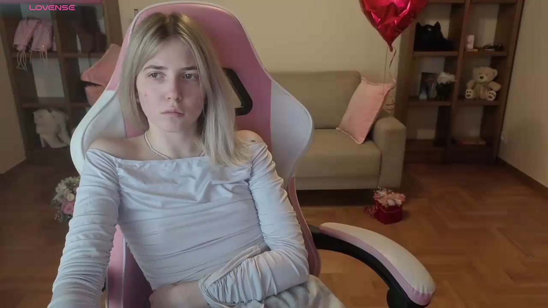 Gallery image thumbnail from Serphelia's myfreecams stream on, 06/15/2026, 20:45 image 3 of 20