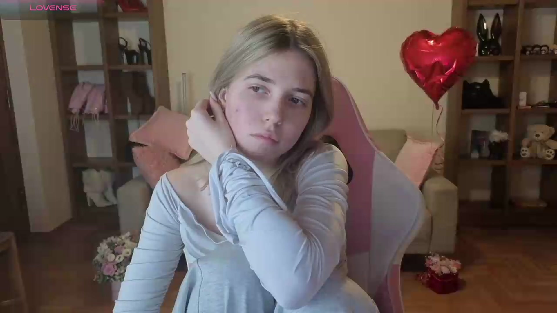 Gallery image thumbnail from Serphelia's myfreecams stream on, 06/15/2026, 20:45 image 11 of 20