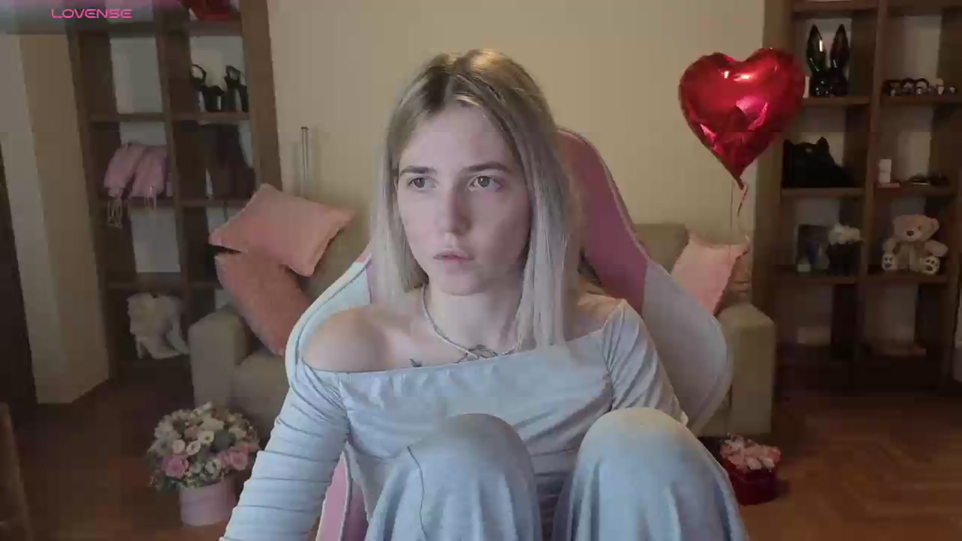 Gallery image thumbnail from Serphelia's myfreecams stream on, 06/15/2026, 20:45 image 15 of 20