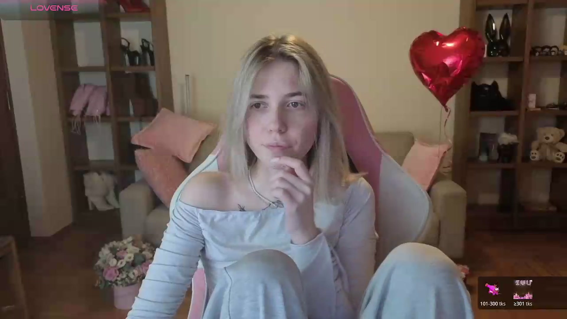 Gallery image thumbnail from Serphelia's myfreecams stream on, 06/15/2026, 20:45 image 13 of 20
