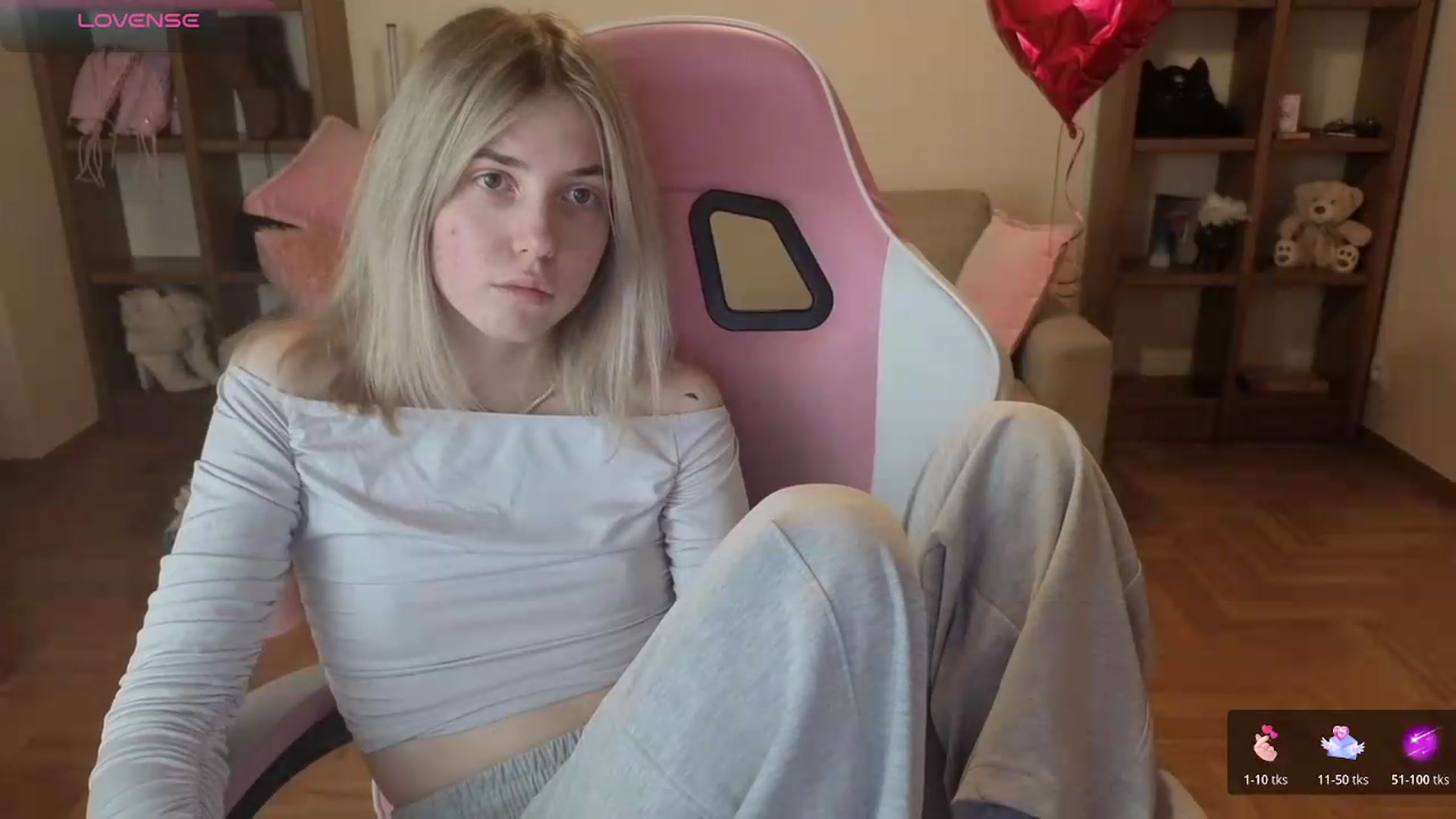 Gallery image thumbnail from Serphelia's myfreecams stream on, 06/15/2026, 20:45 image 5 of 20