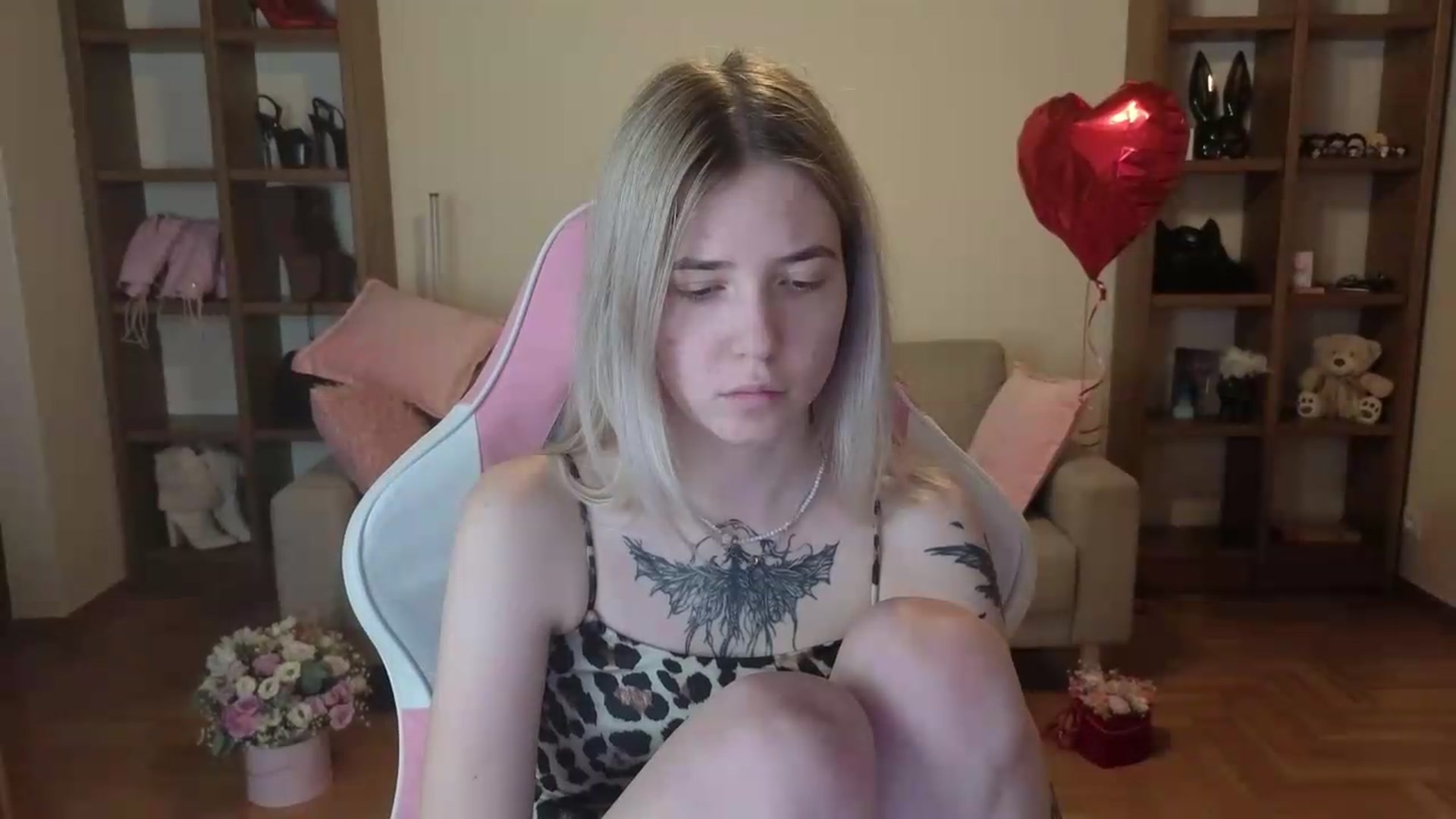Gallery image thumbnail from Serphelia's myfreecams stream on, 06/16/2026, 19:57 image 7 of 20