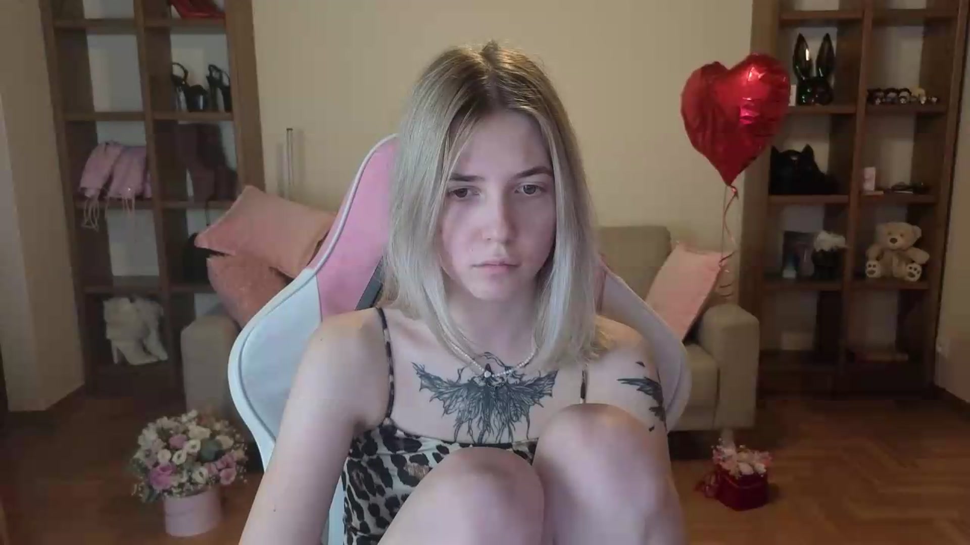 Gallery image thumbnail from Serphelia's myfreecams stream on, 06/16/2026, 19:57 image 13 of 20