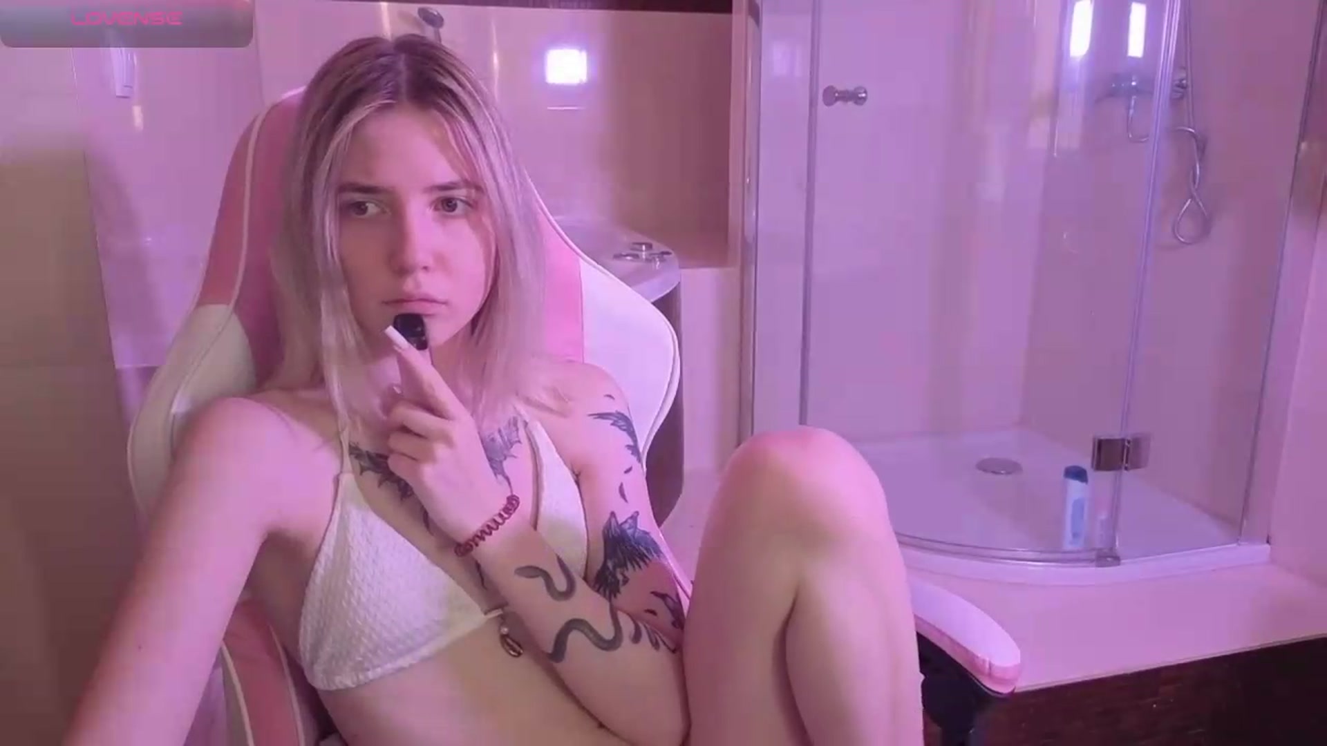 Gallery image thumbnail from Serphelia's myfreecams stream on, 06/18/2026, 17:02 image 14 of 20