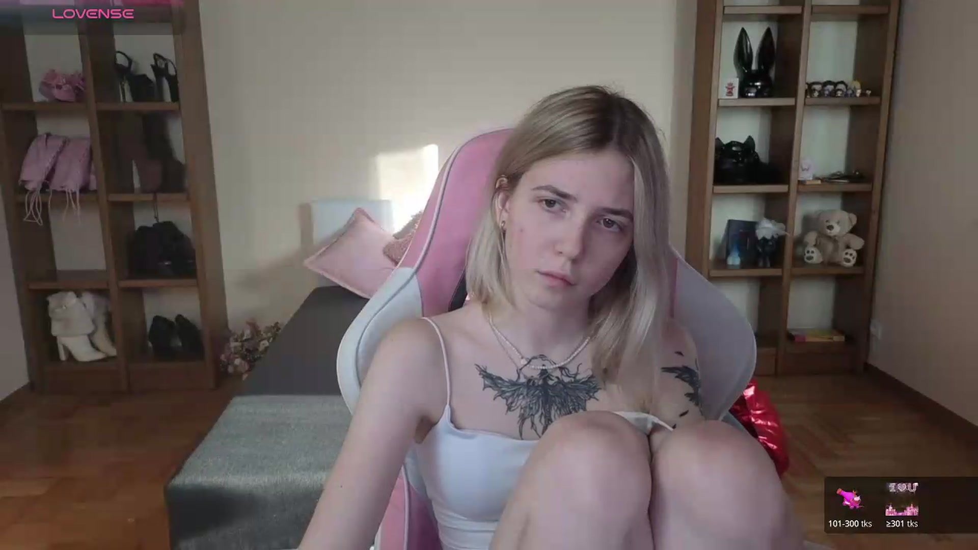 Gallery image thumbnail from Serphelia's myfreecams stream on, 06/19/2026, 17:34 image 8 of 20