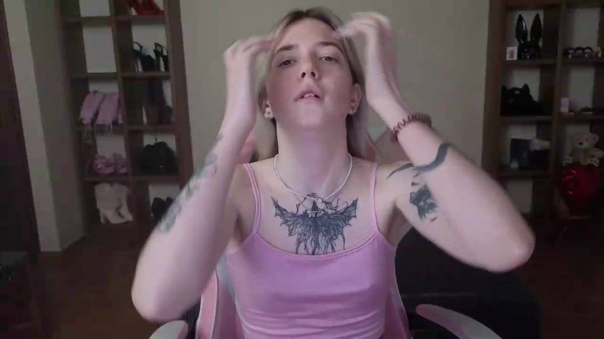 Gallery image thumbnail from Serphelia's myfreecams stream on, 06/20/2026, 15:51 image 16 of 20