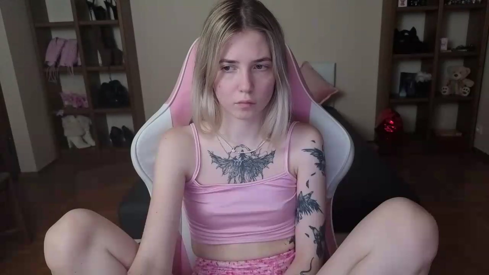Gallery image thumbnail from Serphelia's myfreecams stream on, 06/20/2026, 20:08 image 5 of 20