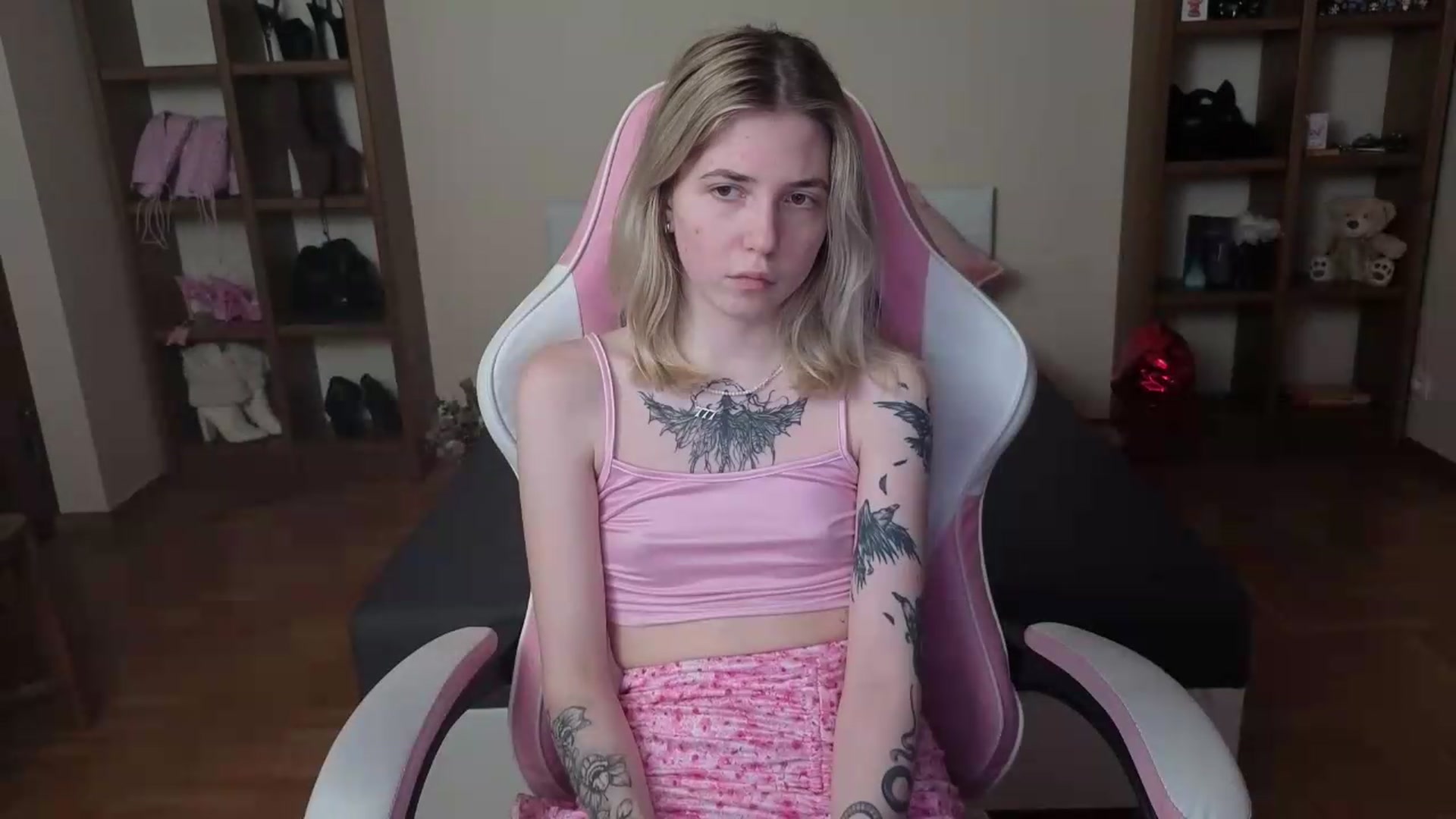 Gallery image thumbnail from Serphelia's myfreecams stream on, 06/20/2026, 20:08 image 9 of 20