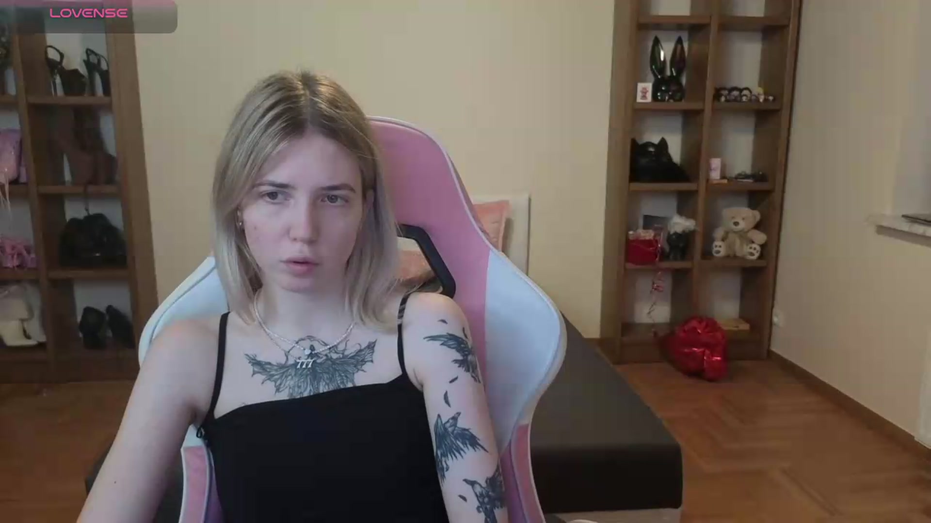 Gallery image thumbnail from Serphelia's myfreecams stream on, 06/22/2026, 17:33 image 10 of 20