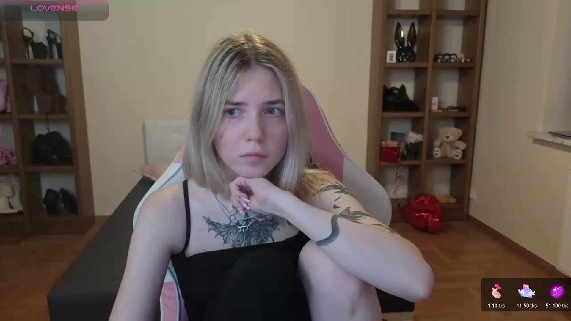 Gallery image thumbnail from Serphelia's myfreecams stream on, 06/22/2026, 17:33 image 5 of 20
