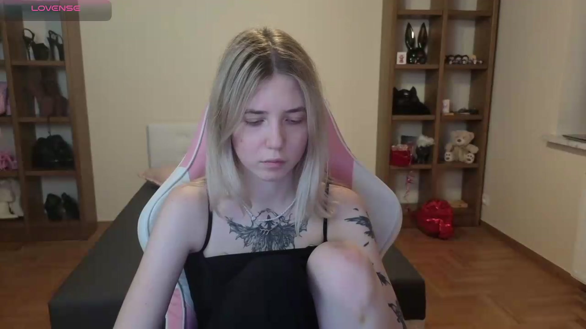Gallery image thumbnail from Serphelia's myfreecams stream on, 06/22/2026, 17:33 image 4 of 20