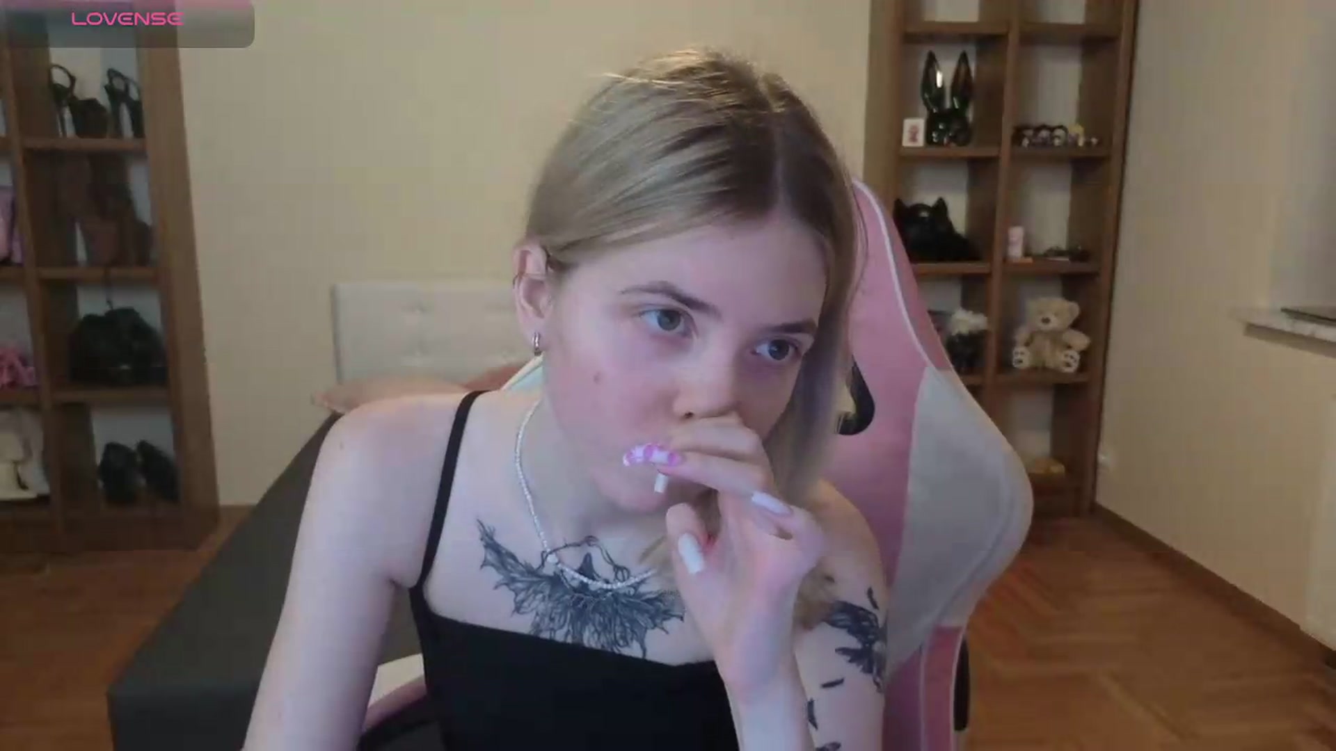 Gallery image thumbnail from Serphelia's myfreecams stream on, 06/22/2026, 17:33 image 2 of 20