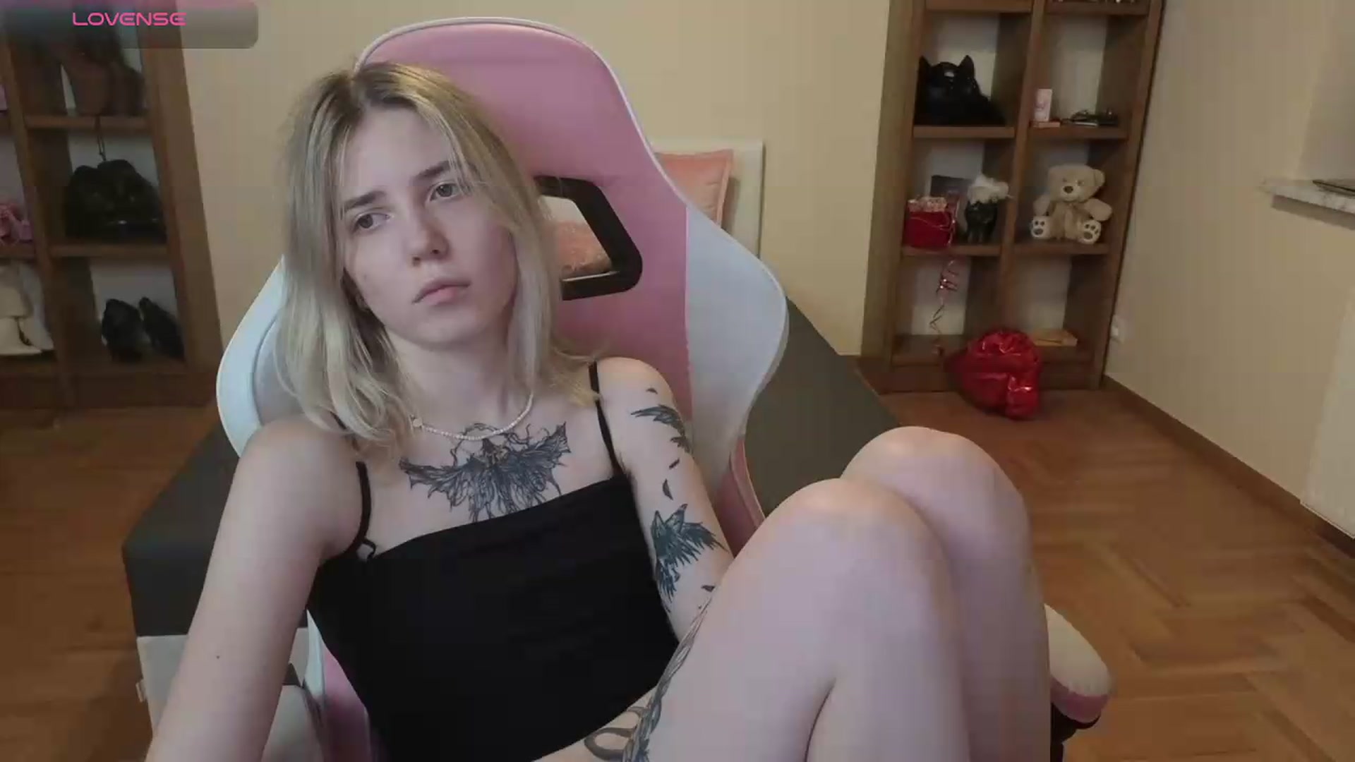 Gallery image thumbnail from Serphelia's myfreecams stream on, 06/22/2026, 20:18 image 6 of 20