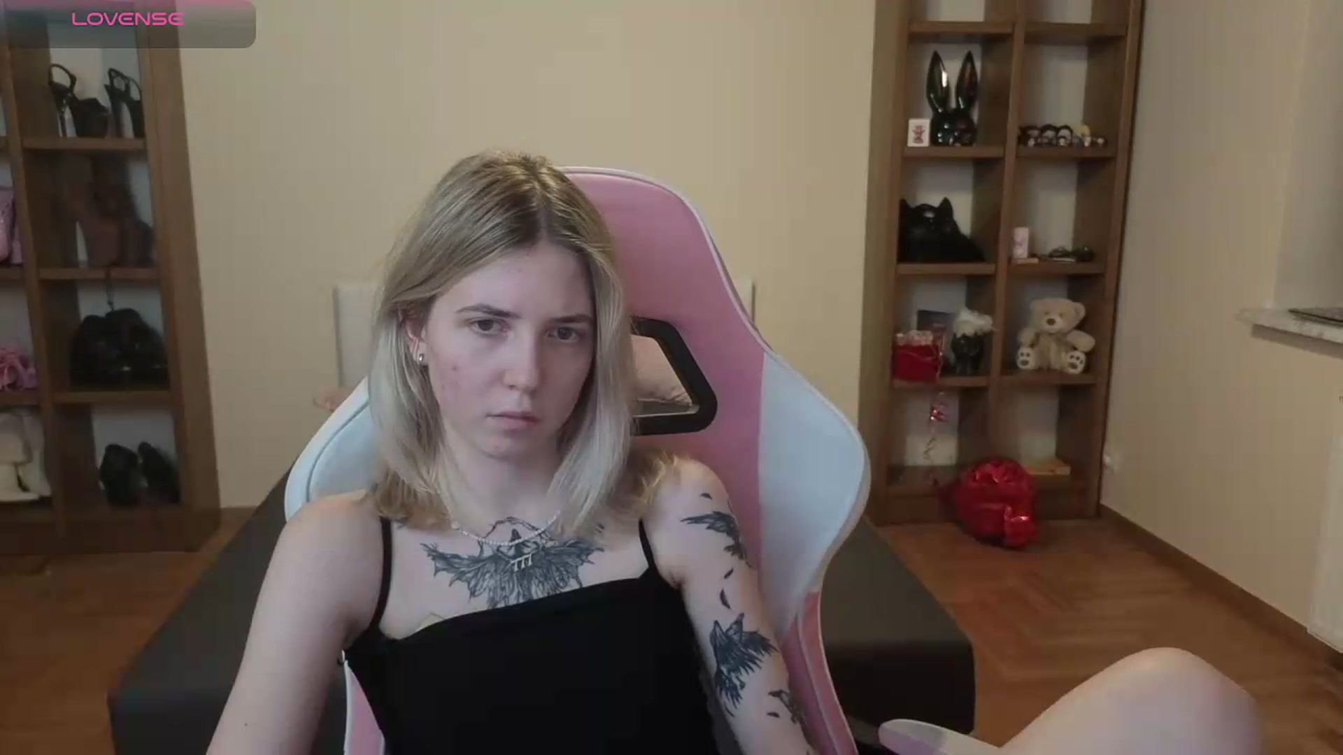Gallery image thumbnail from Serphelia's myfreecams stream on, 06/22/2026, 20:18 image 3 of 20