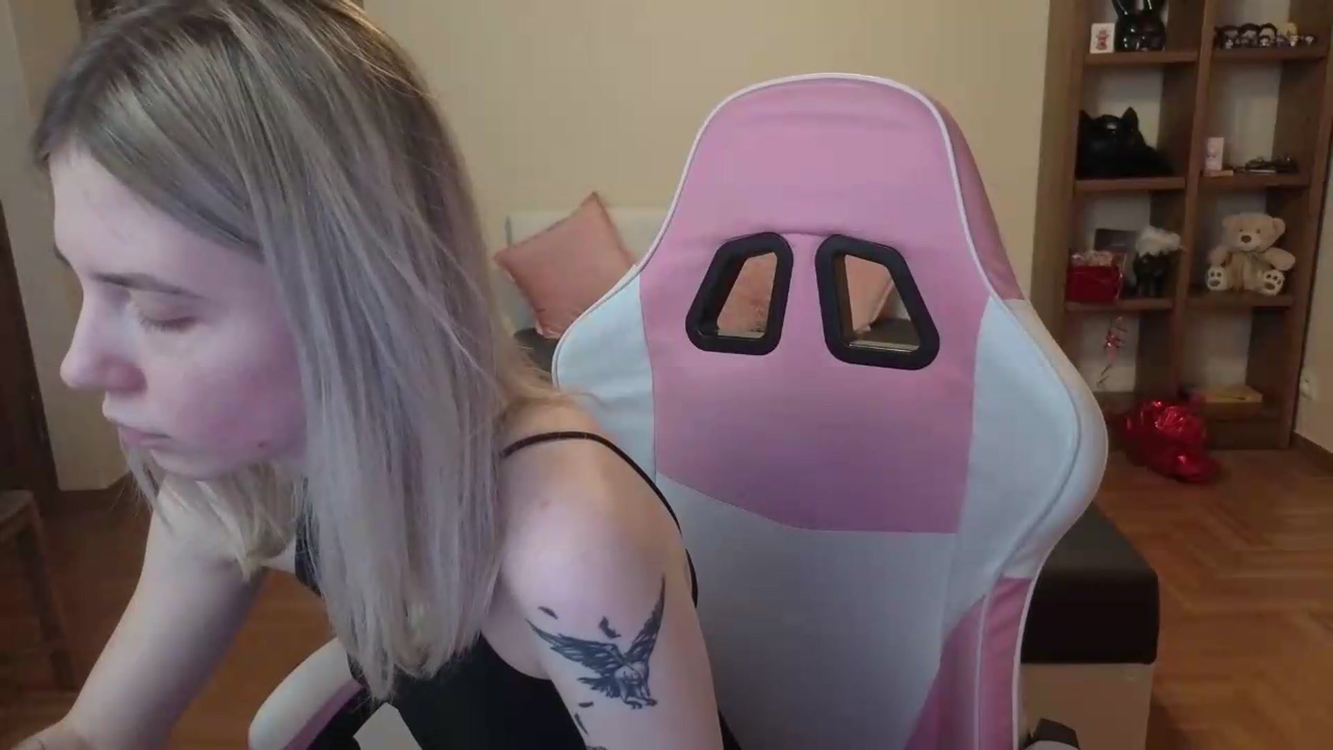 Gallery image thumbnail from Serphelia's myfreecams stream on, 06/23/2026, 20:45 image 14 of 20