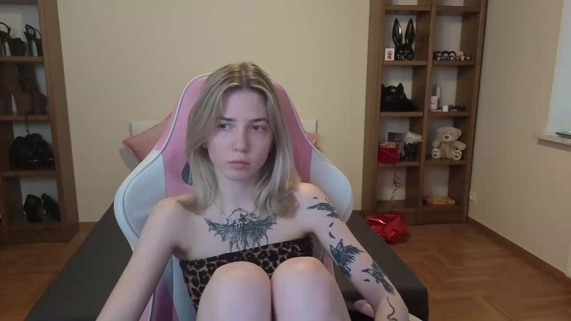 Gallery image thumbnail from Serphelia's myfreecams stream on, 06/25/2026, 15:59 image 2 of 20