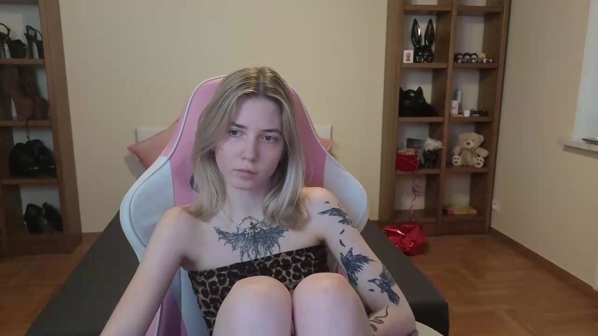Gallery image thumbnail from Serphelia's myfreecams stream on, 06/25/2026, 15:59 image 3 of 20