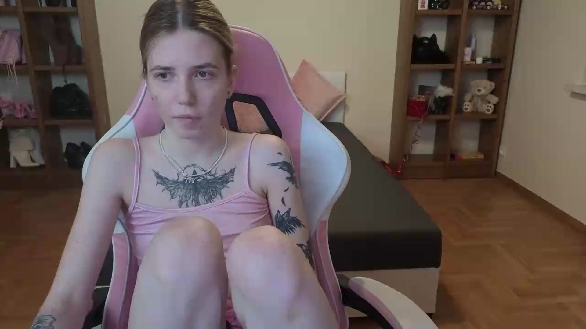 Gallery image thumbnail from Serphelia's myfreecams stream on, 06/27/2026, 20:05 image 8 of 20