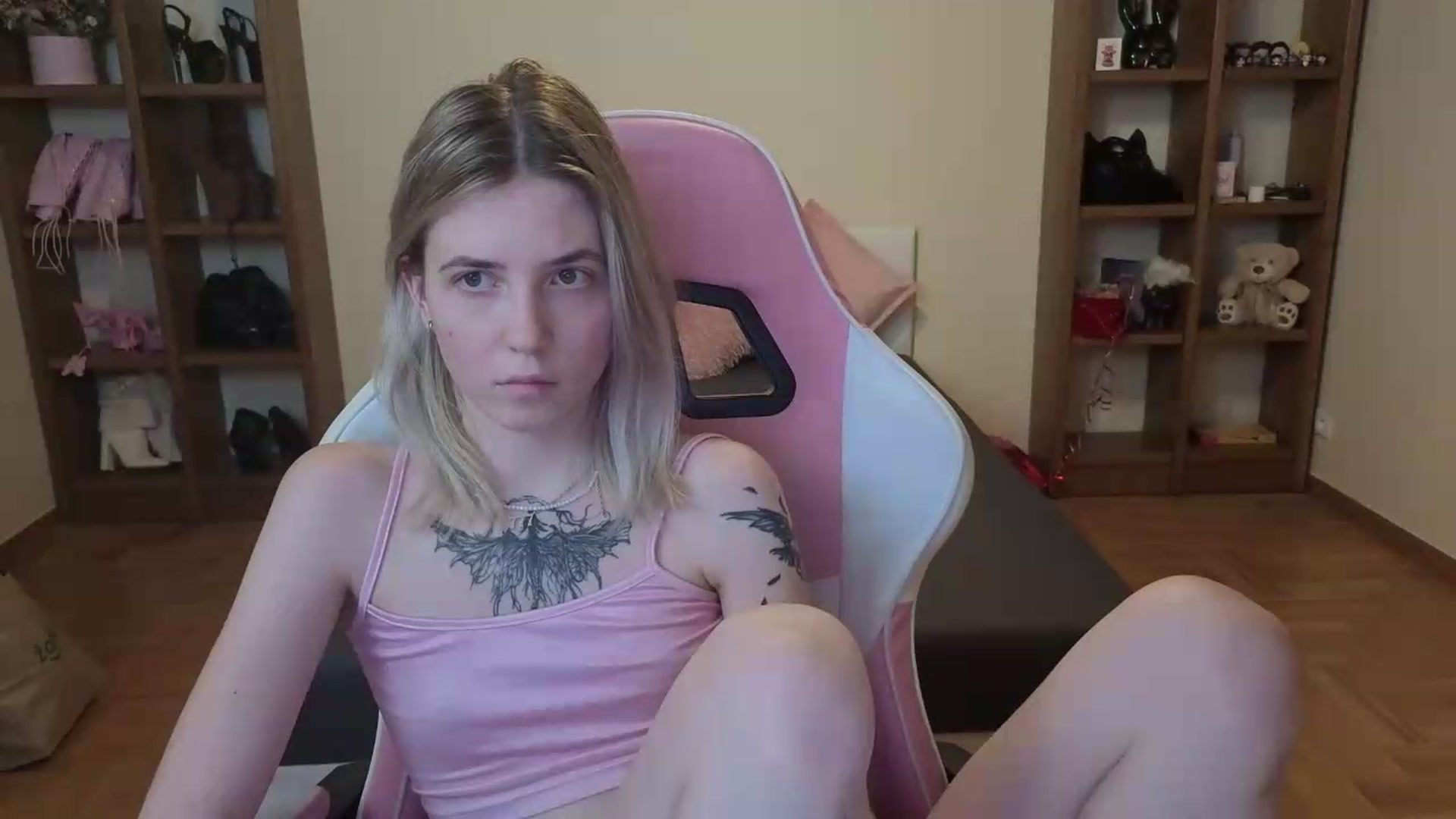 Gallery image thumbnail from Serphelia's myfreecams stream on, 06/28/2026, 24:01 image 13 of 20