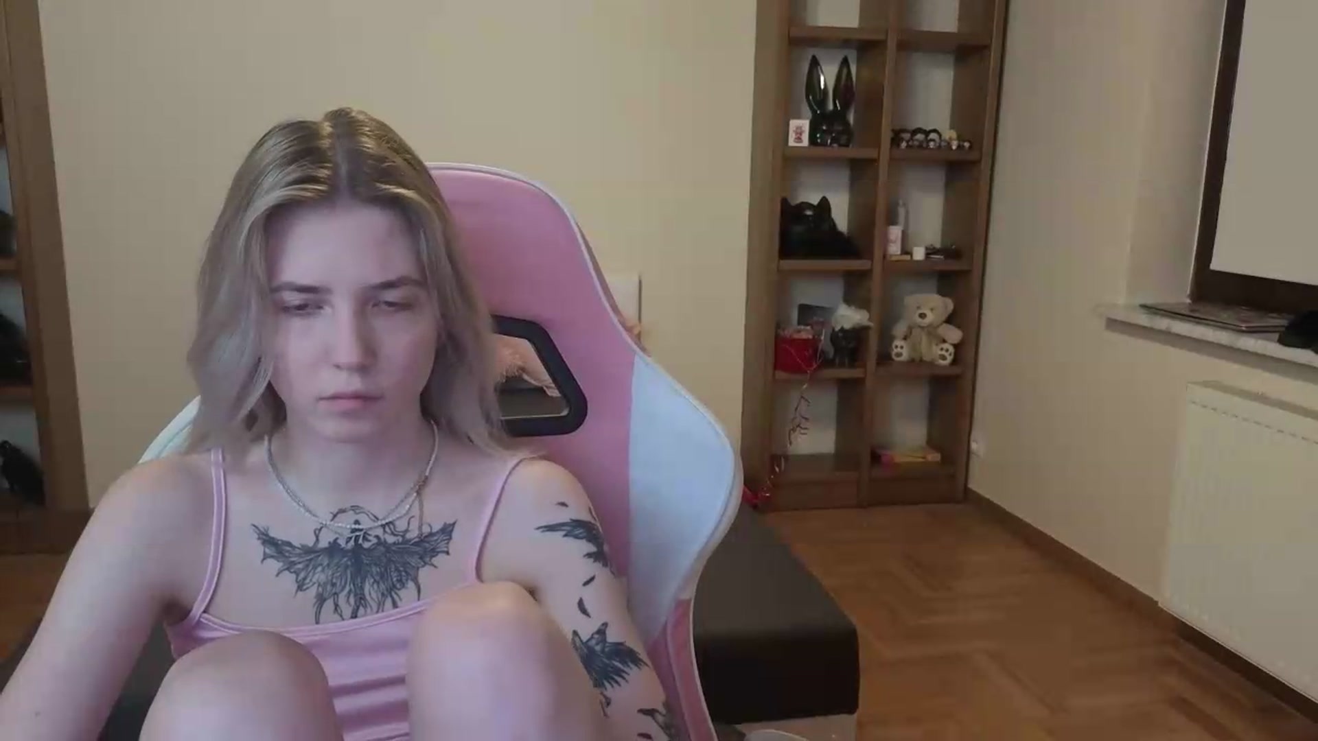 Gallery image thumbnail from Serphelia's myfreecams stream on, 06/28/2026, 24:01 image 3 of 20
