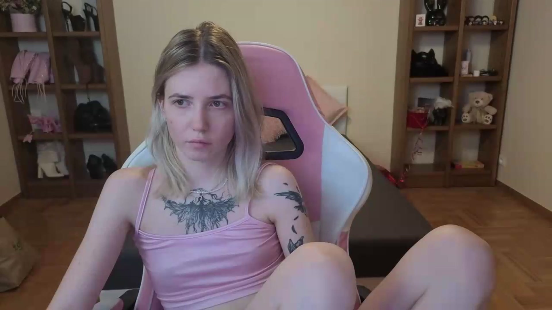 Gallery image thumbnail from Serphelia's myfreecams stream on, 06/28/2026, 24:01 image 12 of 20