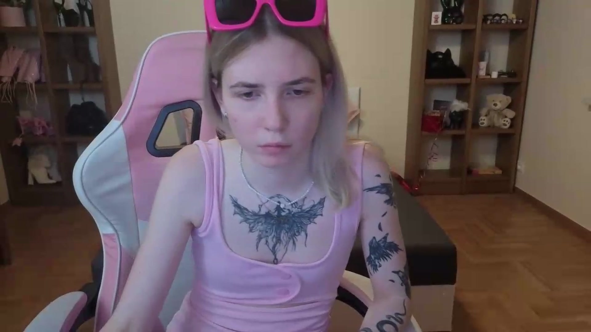 Gallery image thumbnail from Serphelia's myfreecams stream on, 06/28/2026, 22:11 image 11 of 20