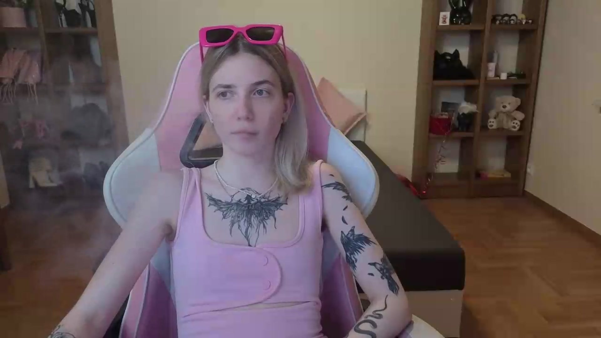 Gallery image thumbnail from Serphelia's myfreecams stream on, 06/28/2026, 22:11 image 7 of 20
