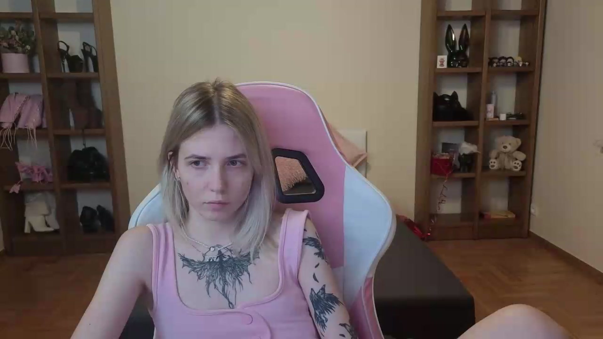 Gallery image thumbnail from Serphelia's myfreecams stream on, 06/29/2026, 24:58 image 12 of 20