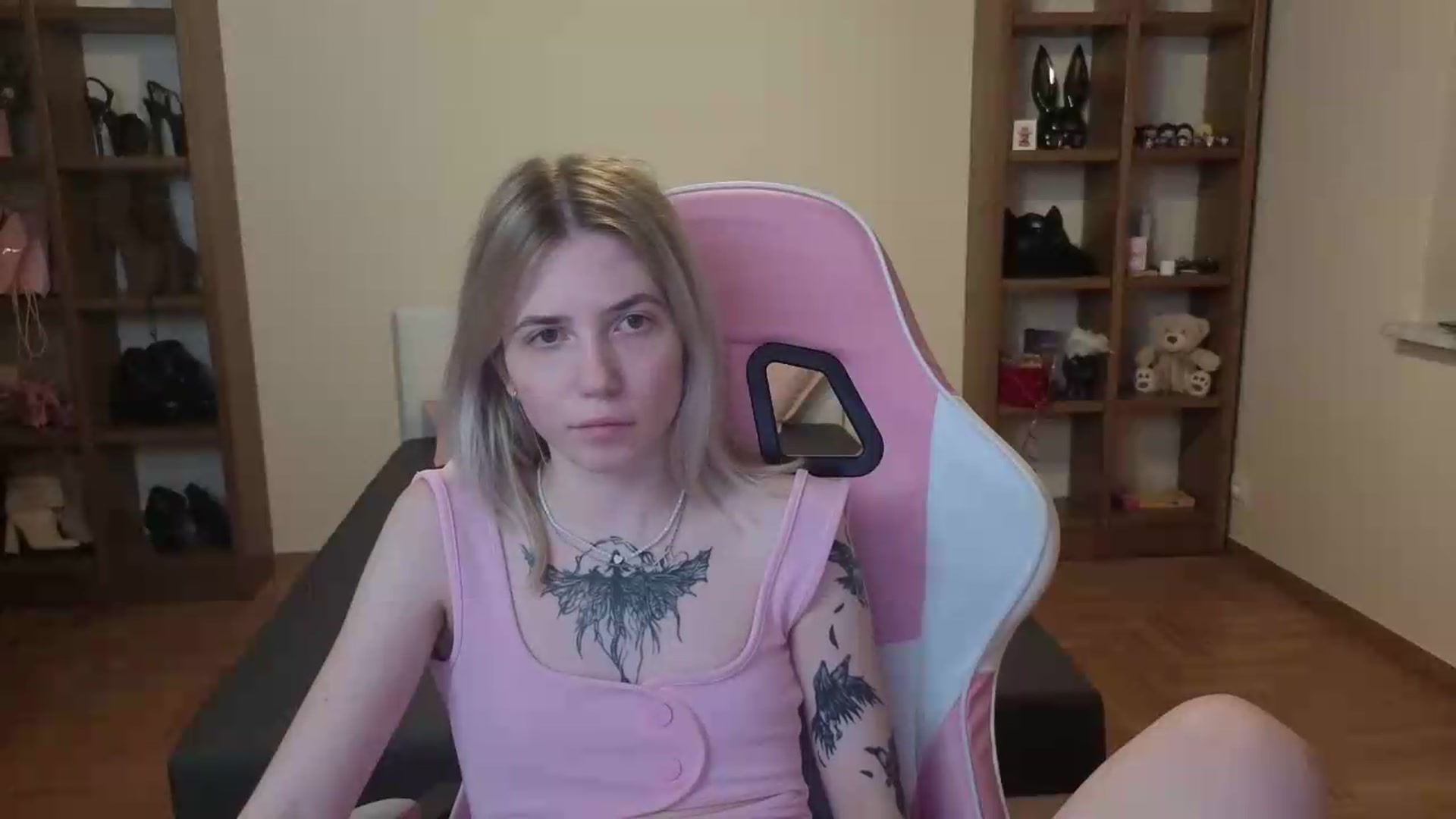 Gallery image thumbnail from Serphelia's myfreecams stream on, 06/29/2026, 03:05 image 4 of 20