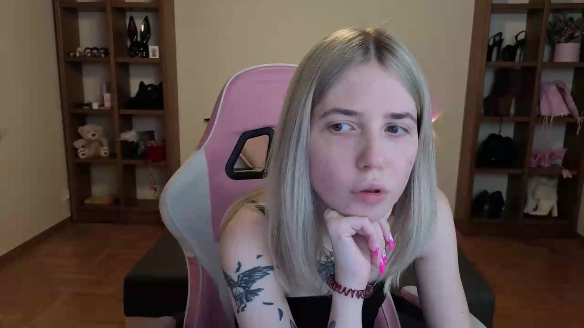 Gallery image thumbnail from Serphelia's myfreecams stream on, 07/06/2026, 17:50 image 8 of 20