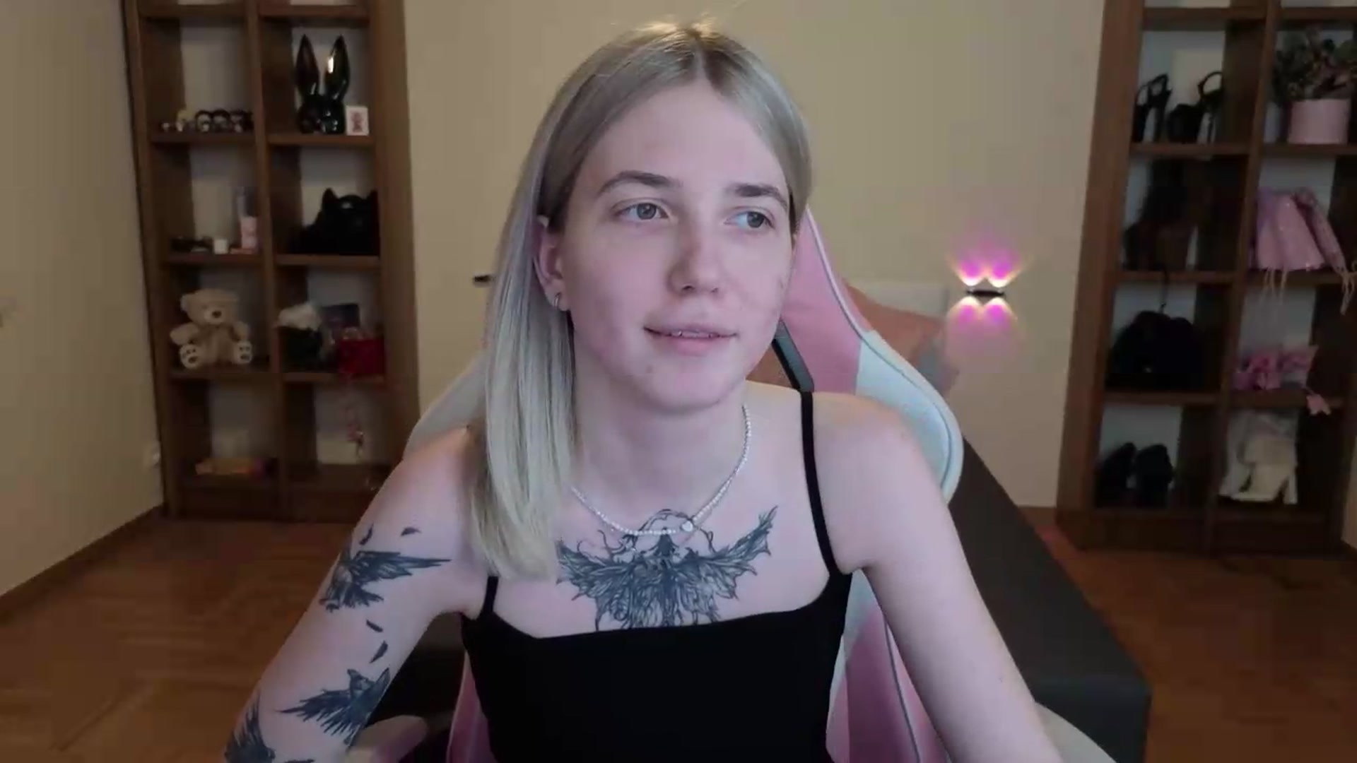 Gallery image thumbnail from Serphelia's myfreecams stream on, 07/06/2026, 17:50 image 10 of 20