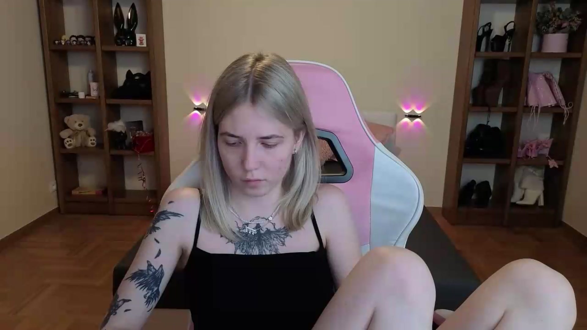 Gallery image thumbnail from Serphelia's myfreecams stream on, 07/06/2026, 19:07 image 4 of 20