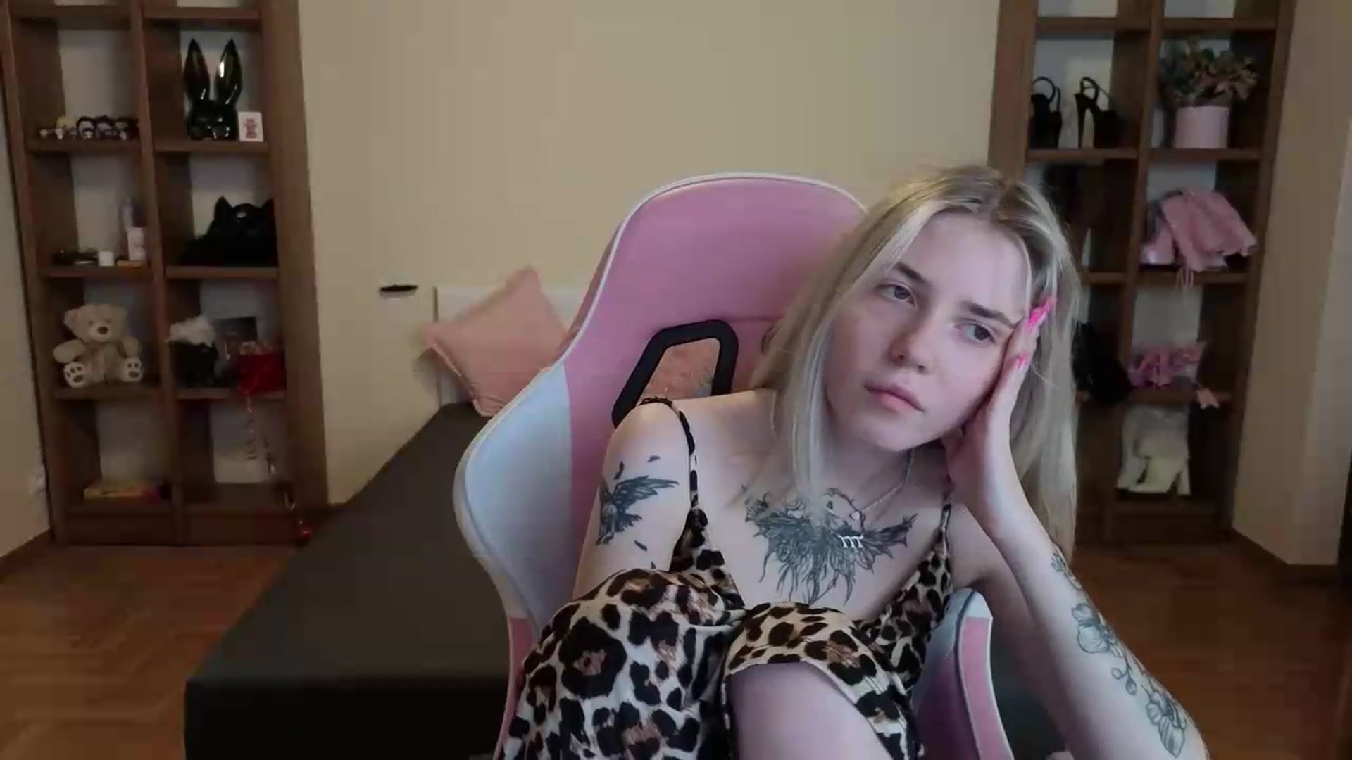 Gallery image thumbnail from Serphelia's myfreecams stream on, 07/07/2026, 17:23 image 10 of 20