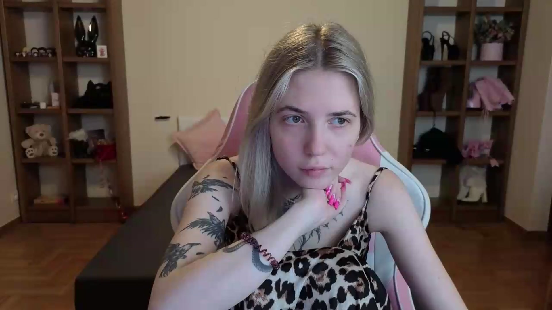 Gallery image thumbnail from Serphelia's myfreecams stream on, 07/07/2026, 17:23 image 7 of 20