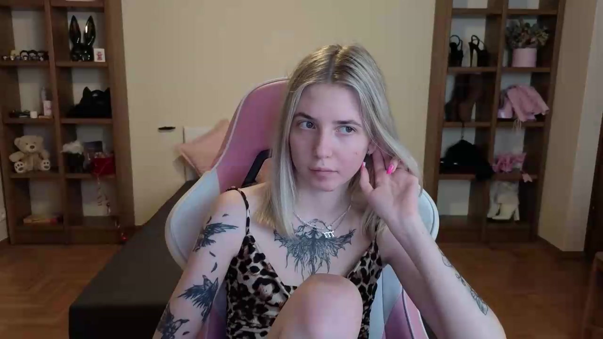 Gallery image thumbnail from Serphelia's myfreecams stream on, 07/07/2026, 18:50 image 4 of 20