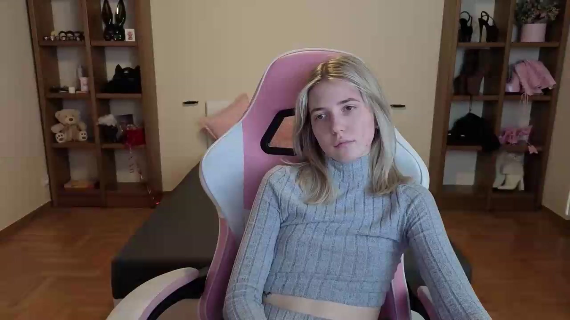 Gallery image thumbnail from Serphelia's myfreecams stream on, 07/09/2026, 17:19 image 16 of 20