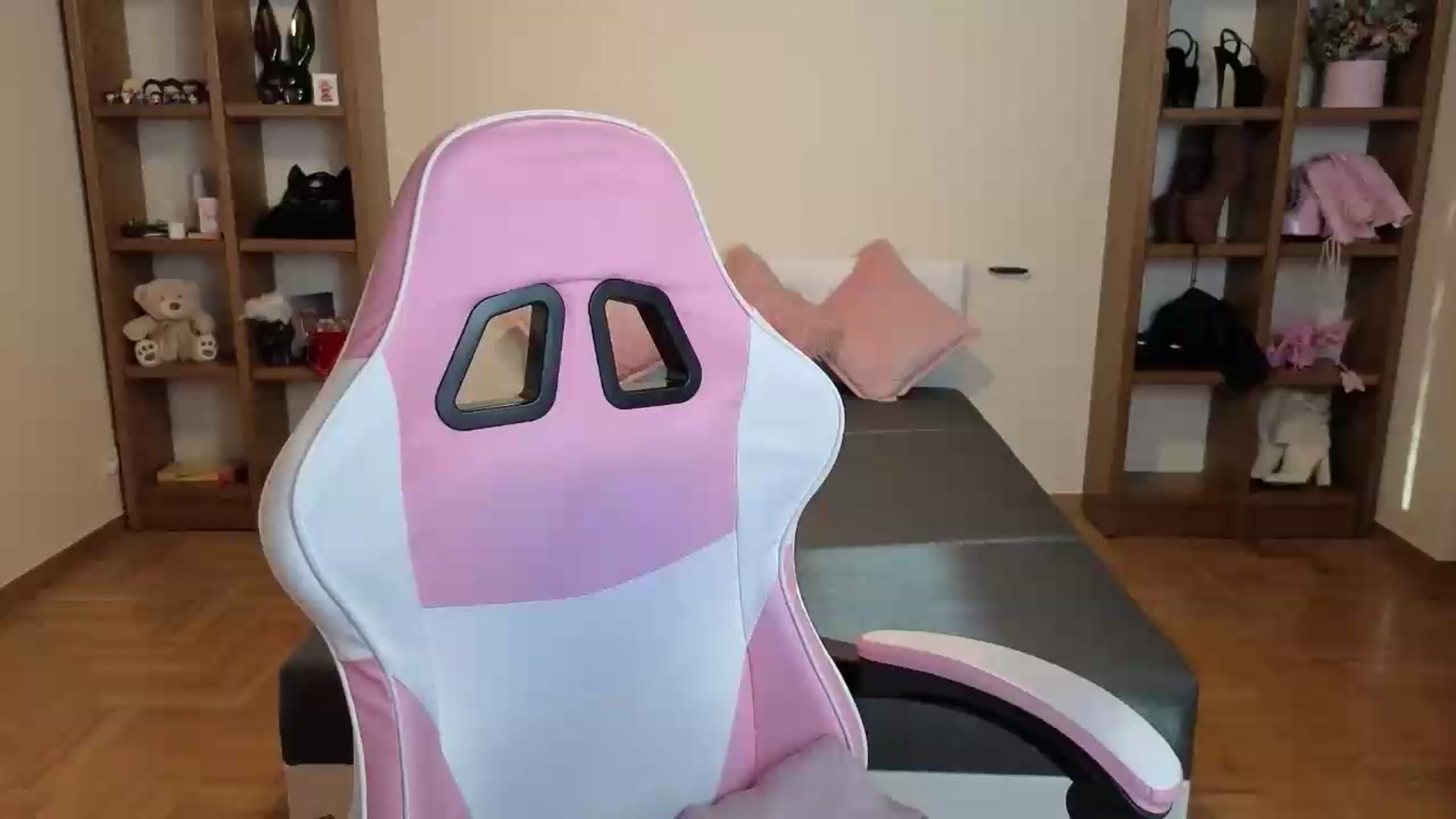 Gallery image thumbnail from Serphelia's myfreecams stream on, 07/09/2026, 17:19 image 20 of 20