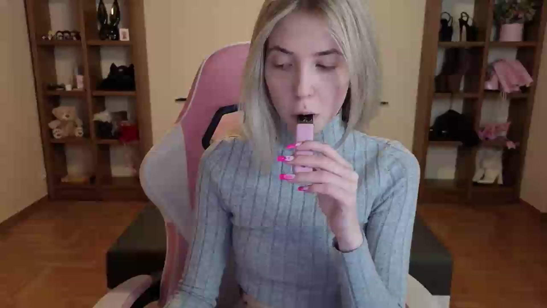 Gallery image thumbnail from Serphelia's myfreecams stream on, 07/09/2026, 17:19 image 1 of 20