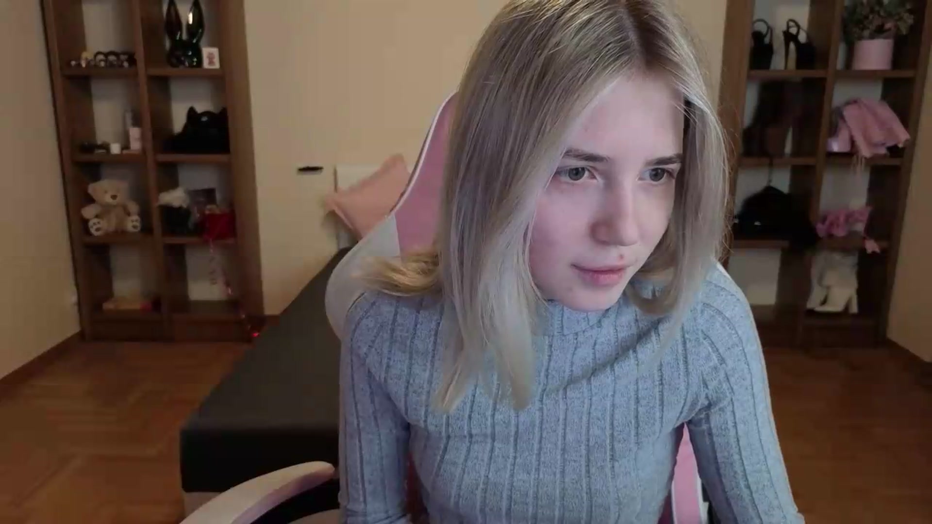 Gallery image thumbnail from Serphelia's myfreecams stream on, 07/09/2026, 17:19 image 3 of 20