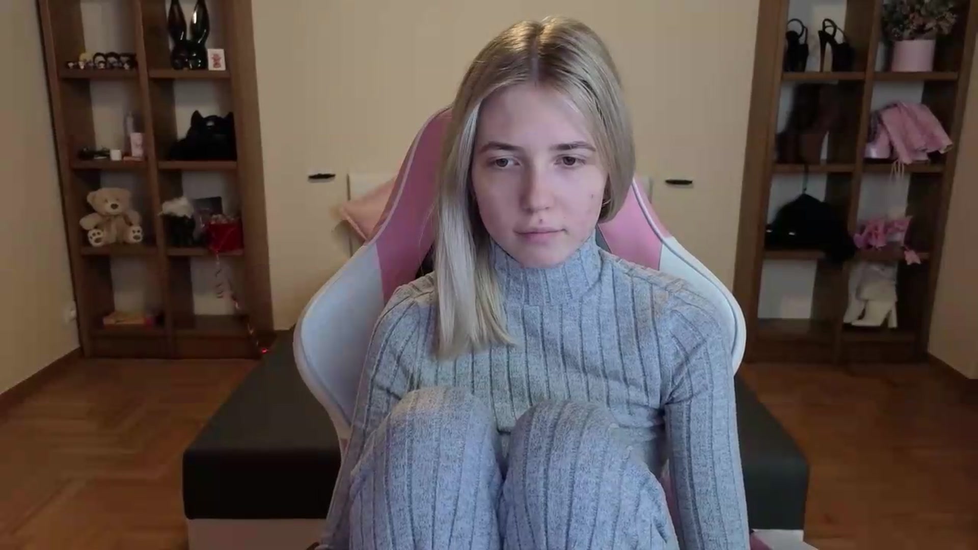 Gallery image thumbnail from Serphelia's myfreecams stream on, 07/09/2026, 18:19 image 9 of 20
