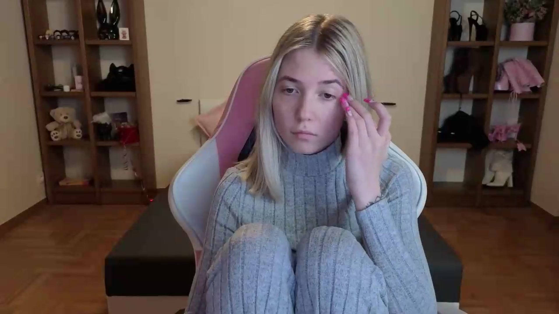 Gallery image thumbnail from Serphelia's myfreecams stream on, 07/09/2026, 18:19 image 14 of 20