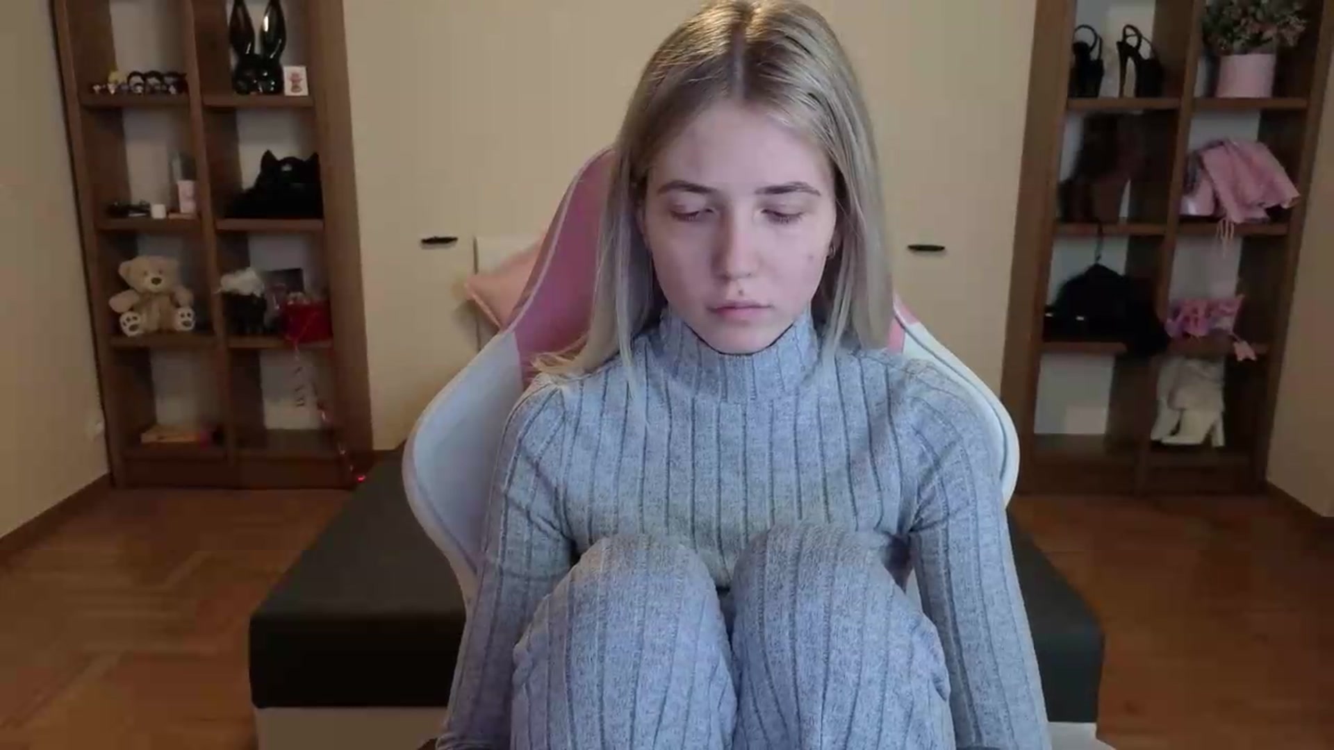 Gallery image thumbnail from Serphelia's myfreecams stream on, 07/09/2026, 18:19 image 3 of 20