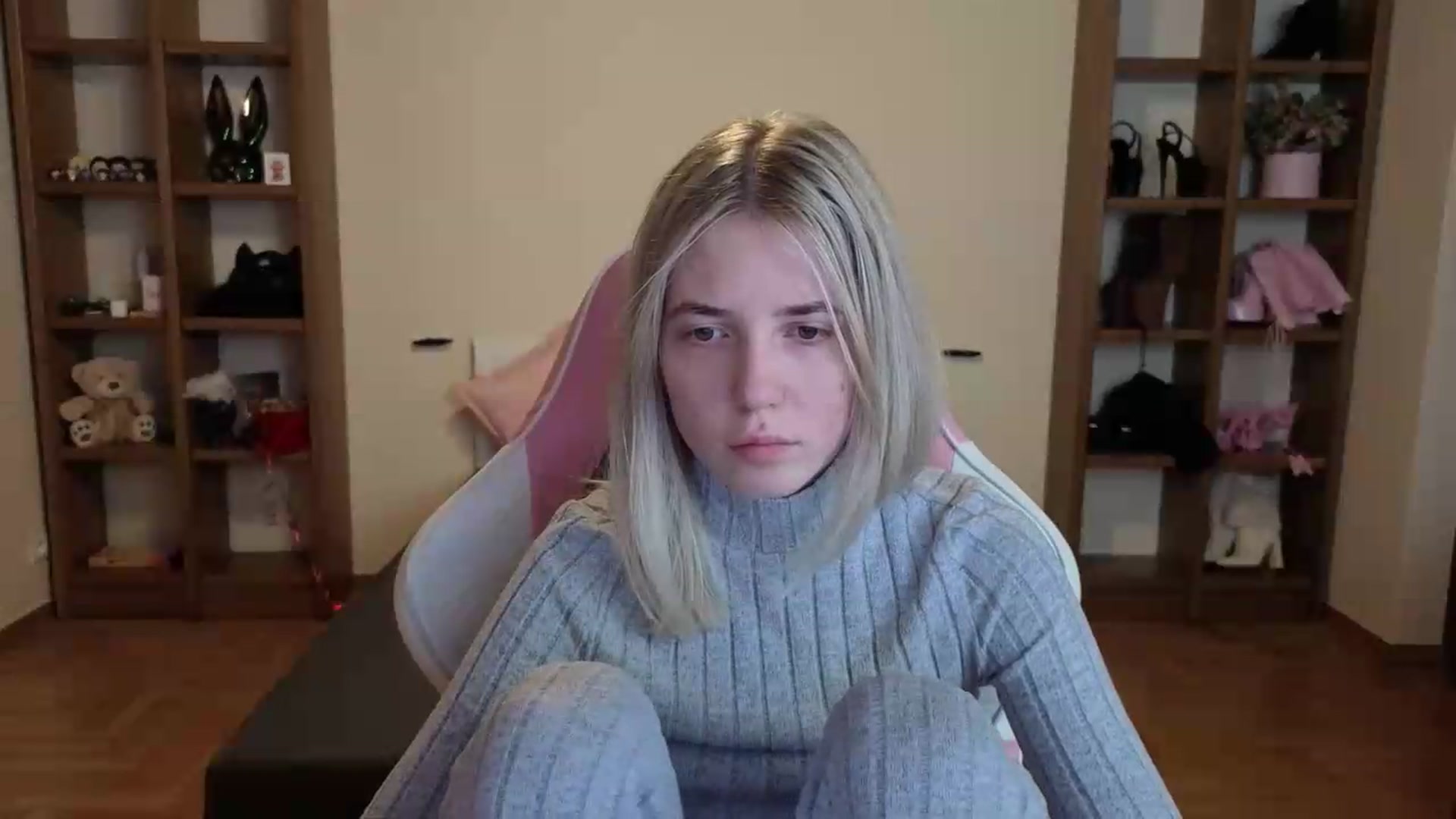 Gallery image thumbnail from Serphelia's myfreecams stream on, 07/09/2026, 19:15 image 10 of 20