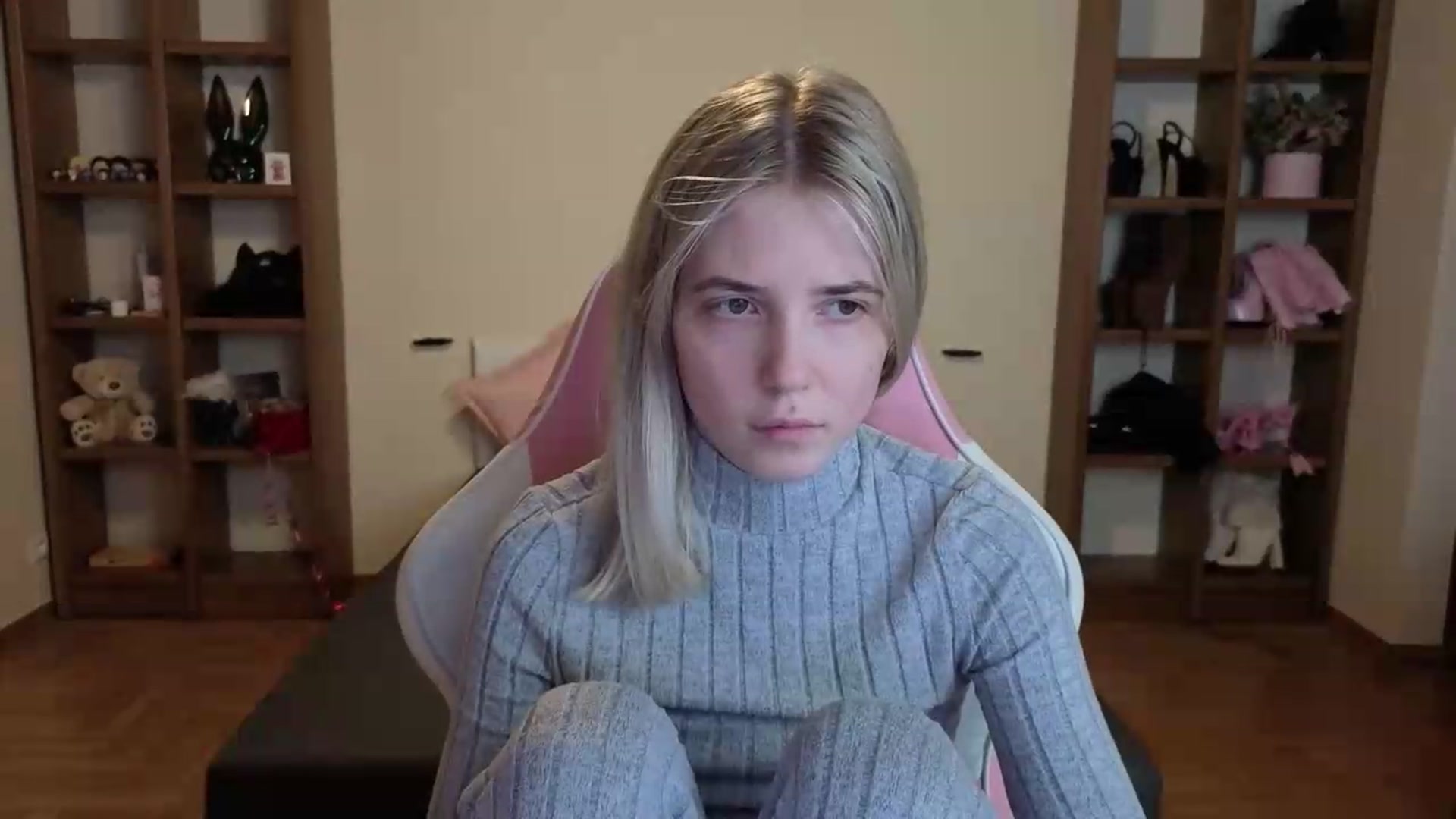 Gallery image thumbnail from Serphelia's myfreecams stream on, 07/09/2026, 19:15 image 4 of 20
