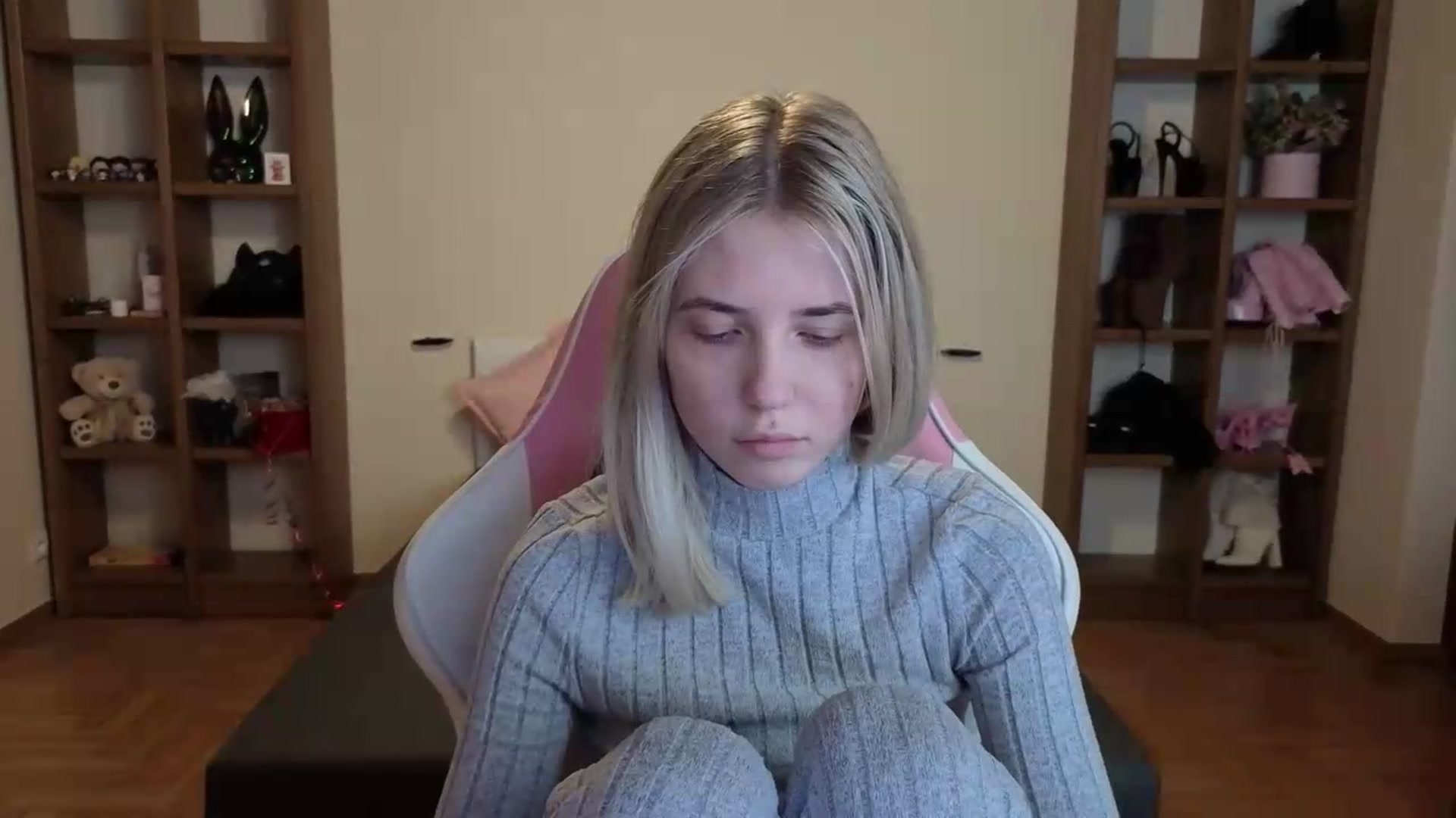 Gallery image thumbnail from Serphelia's myfreecams stream on, 07/09/2026, 19:15 image 6 of 20