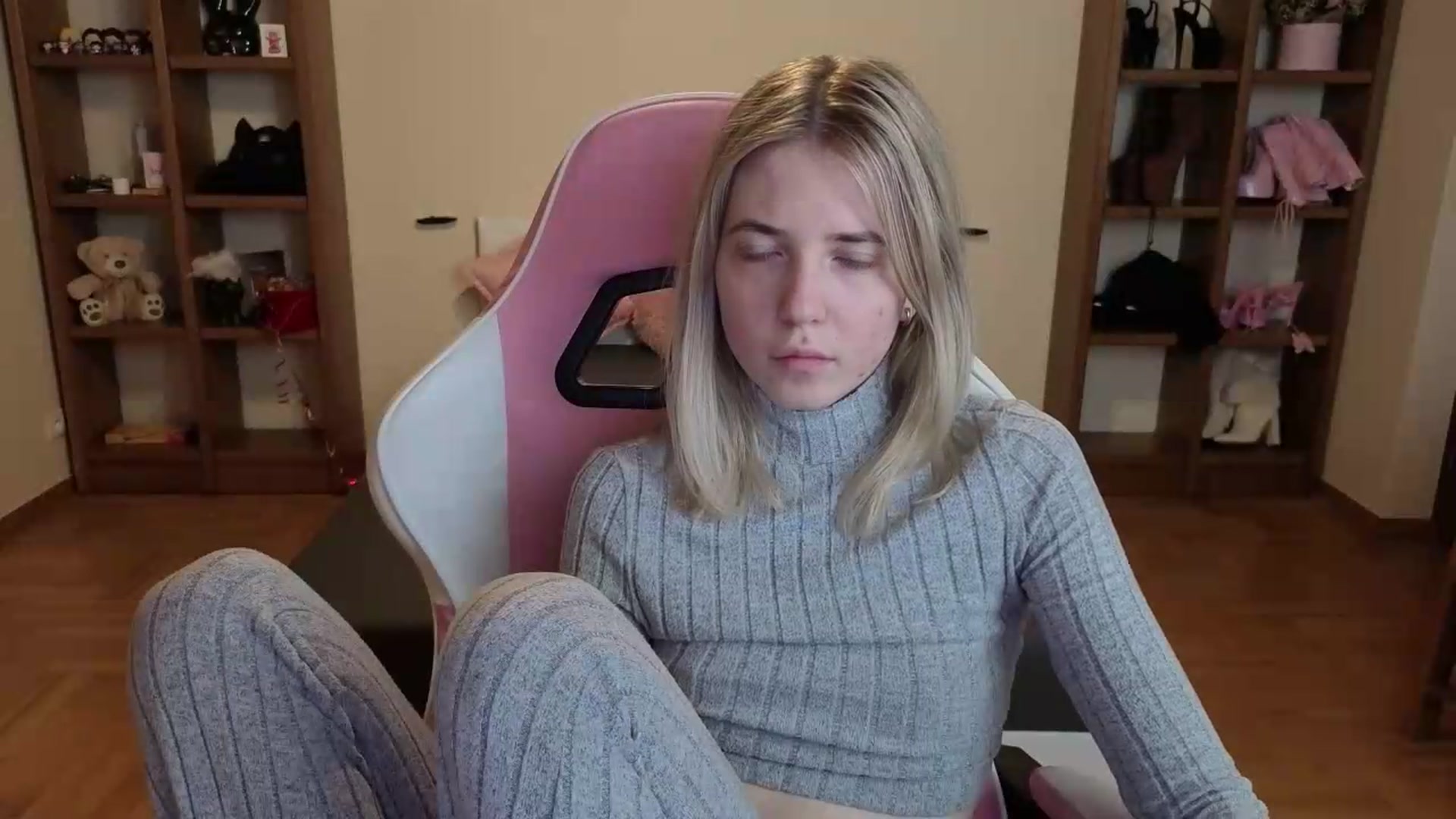 Gallery image thumbnail from Serphelia's myfreecams stream on, 07/09/2026, 20:16 image 19 of 20