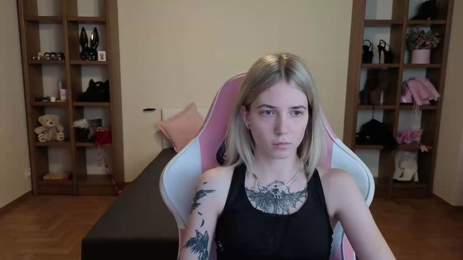 Gallery image thumbnail from Serphelia's myfreecams stream on, 07/10/2026, 17:37 image 7 of 20