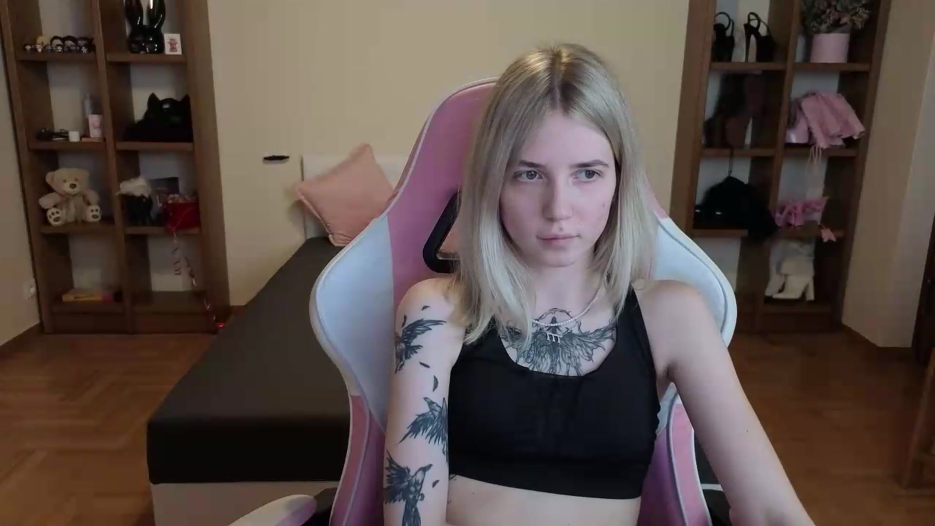 Gallery image thumbnail from Serphelia's myfreecams stream on, 07/10/2026, 17:37 image 17 of 20